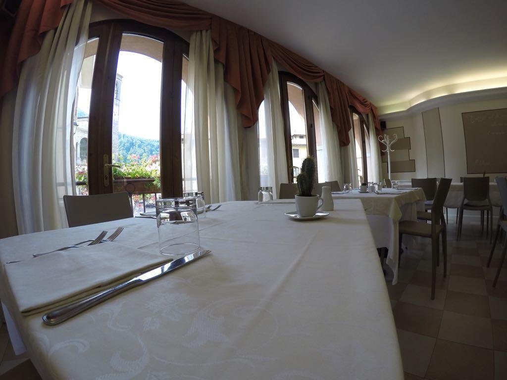 Hotel Ristorante Centrale Vestone Kültér fotó